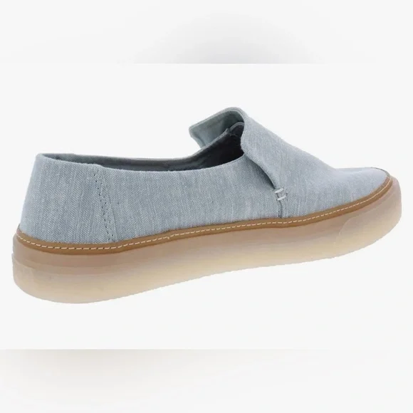 TOMS - Picture 2 of 11